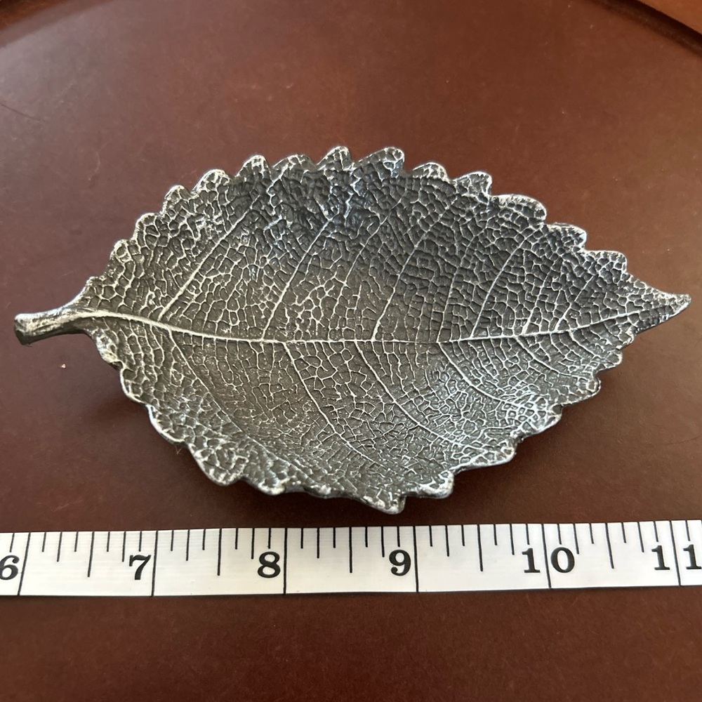 Silver Leaf Trinket Dish Botanical Catch-All Jewelry Tray Fall Spring Decor - Picture 8 of 14